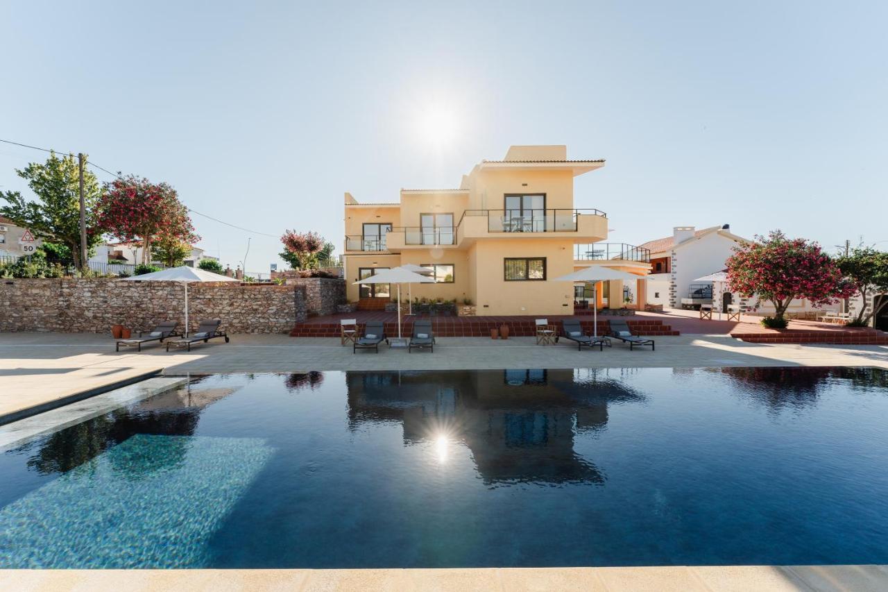 Villa Dos R'S Avis Exterior photo
