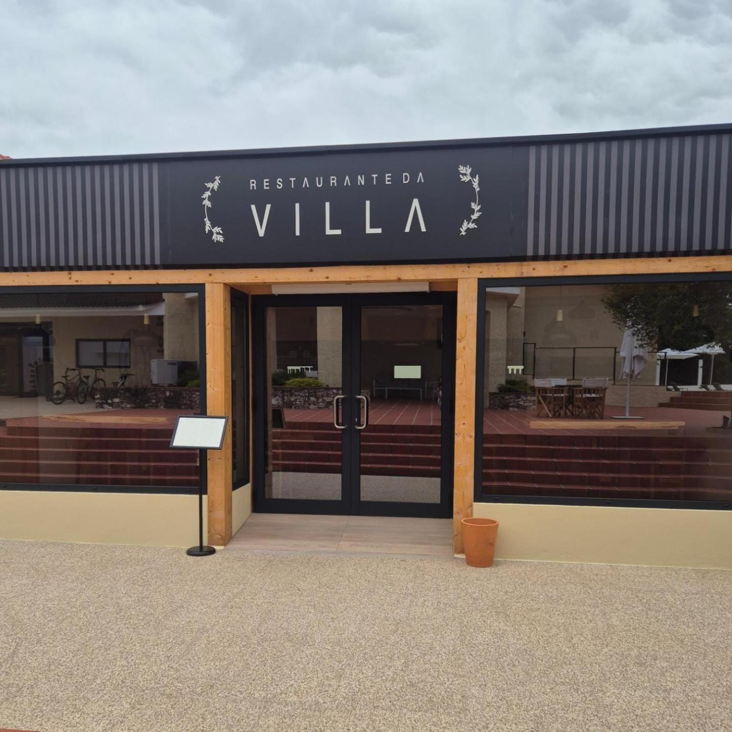 Villa Dos R'S Avis Exterior photo